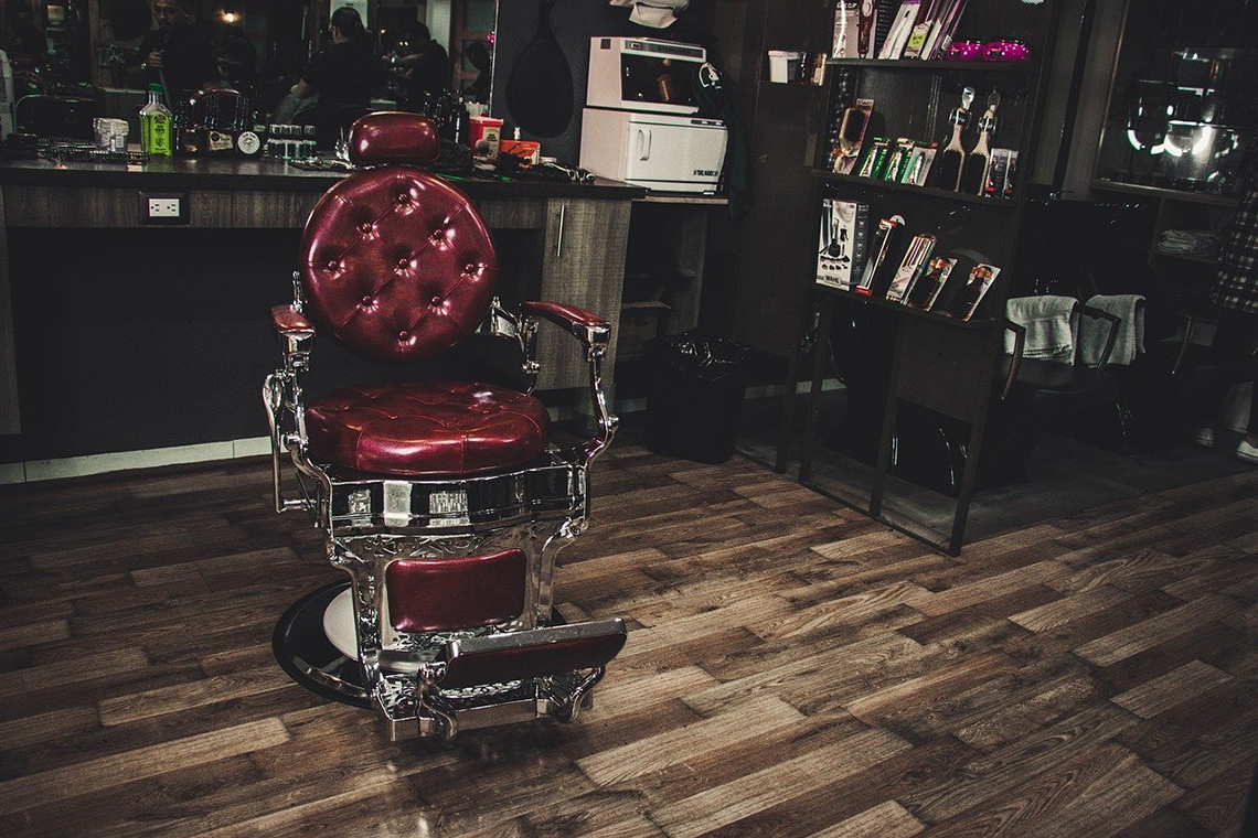 Barber Chair vs. Salon Chair - What's The Difference?